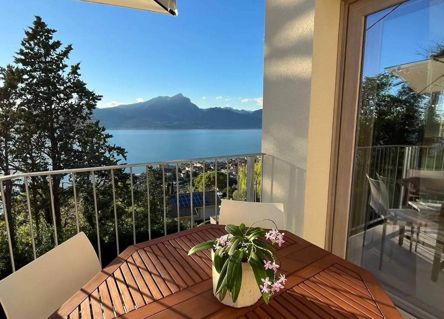 The View Apartment Torri Del Benaco