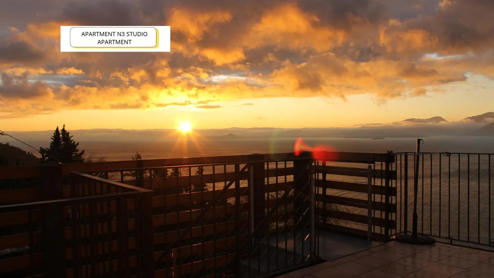 The View Apartment Torri Del Benaco Italy