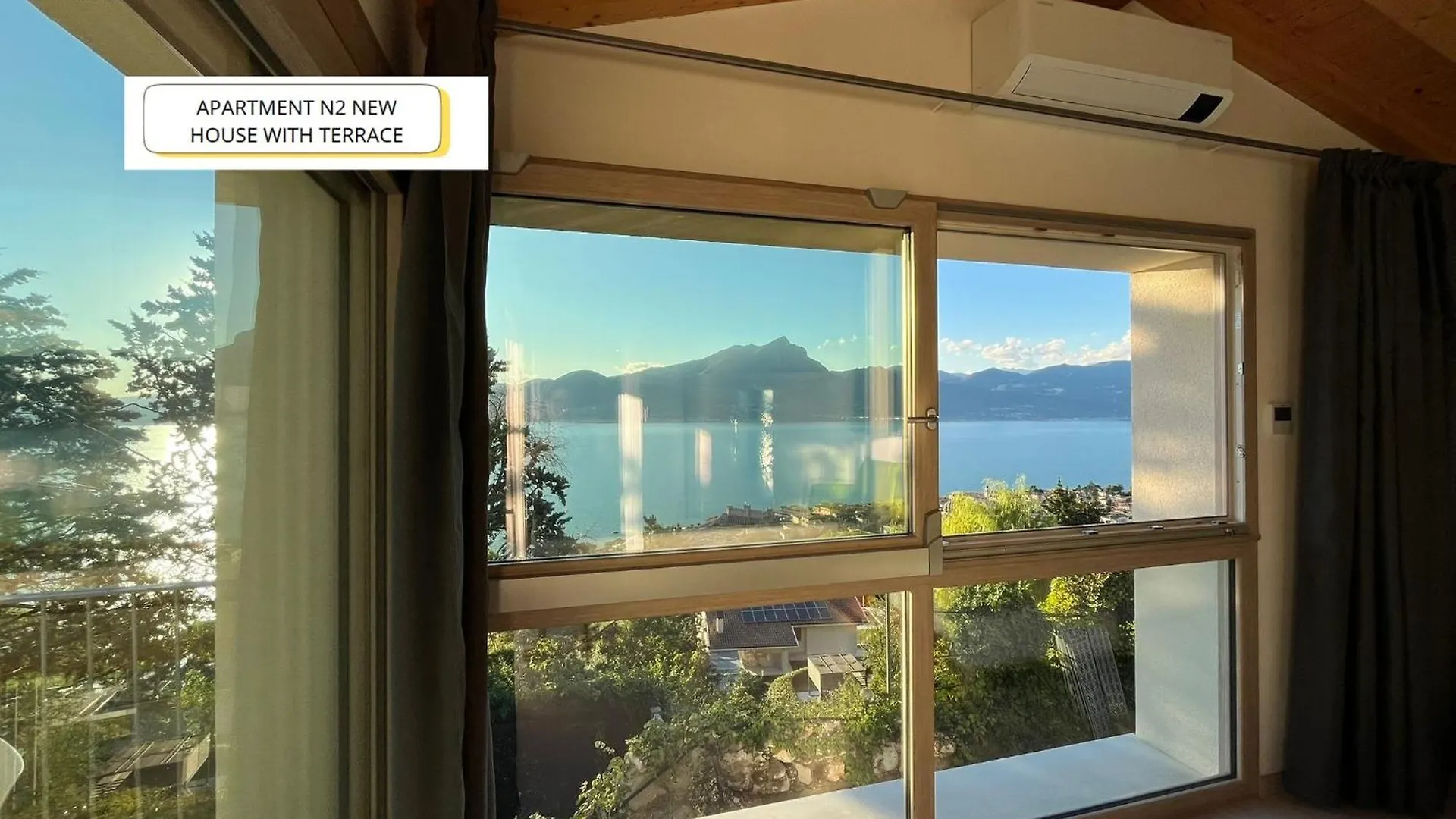 The View Apartment Torri Del Benaco Italy