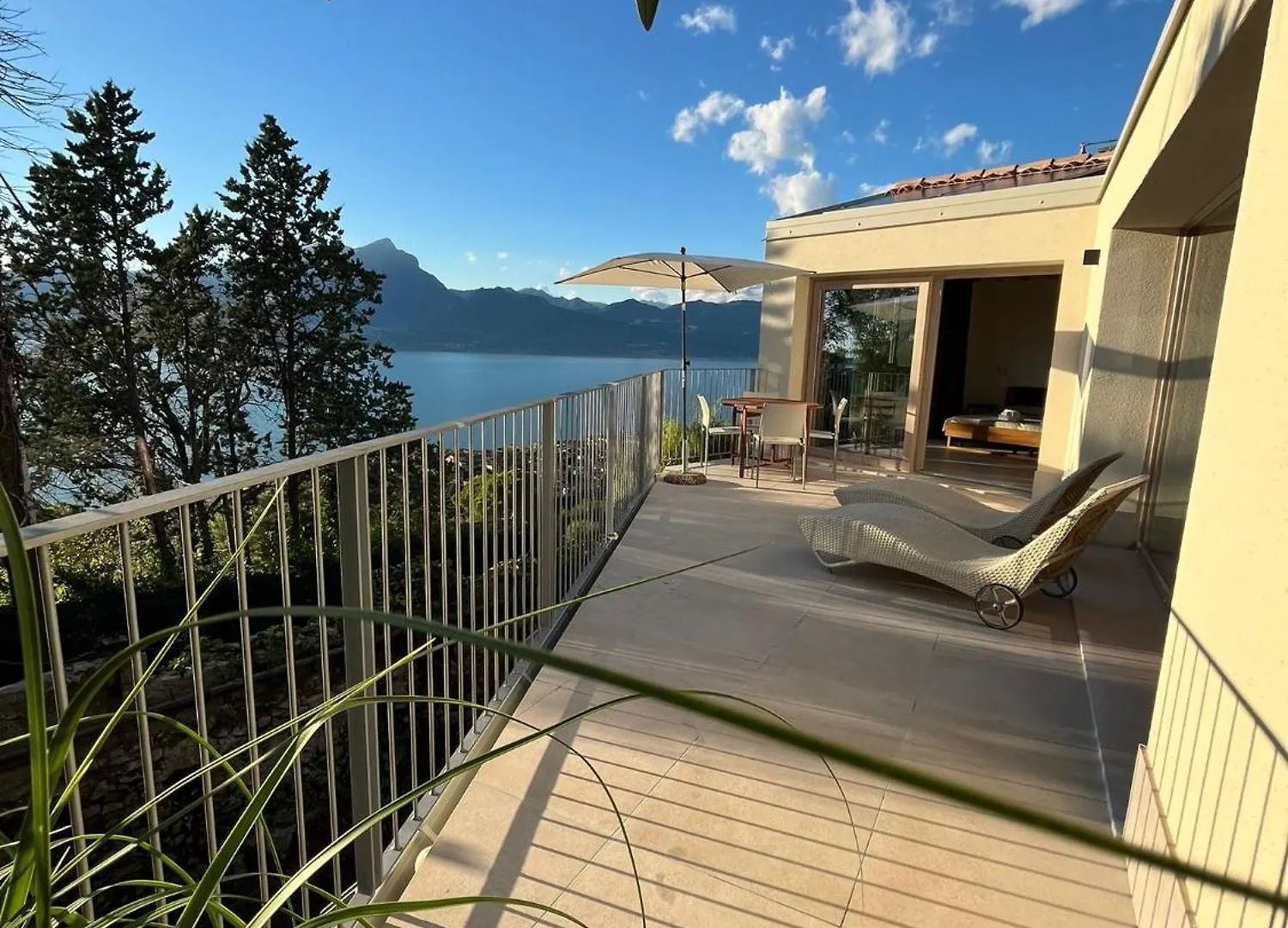The View Apartment Torri Del Benaco