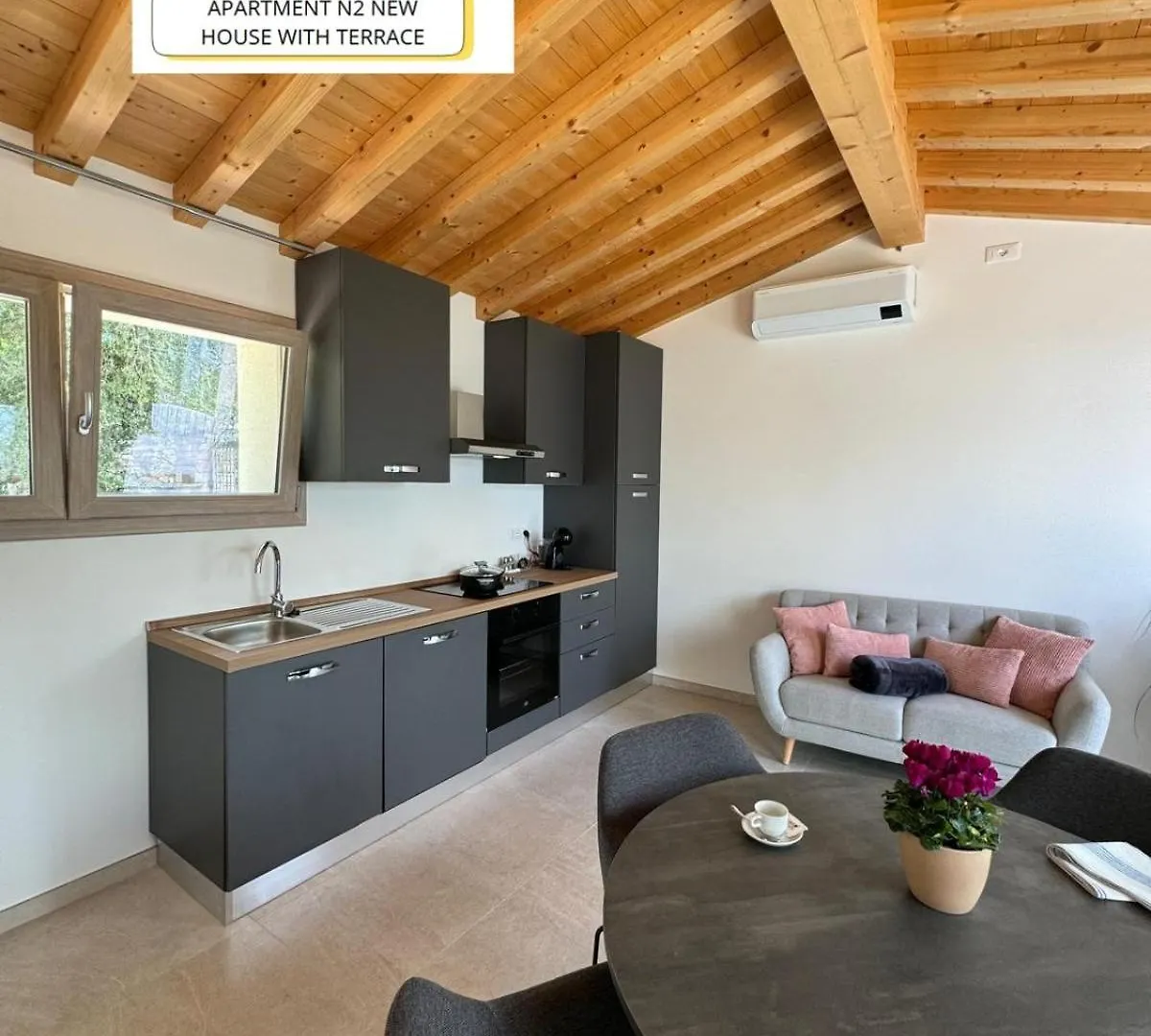 The View Apartment Torri Del Benaco