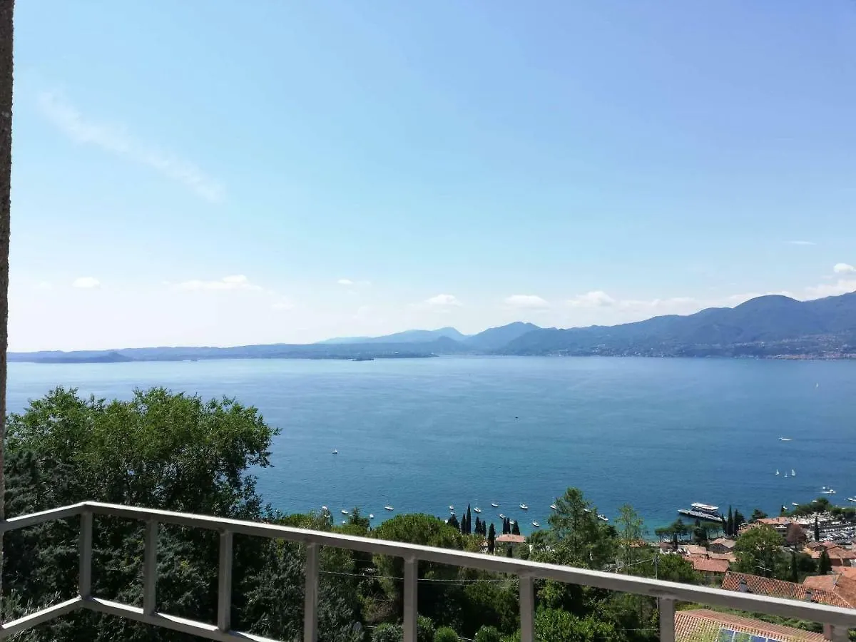 The View Apartment Torri Del Benaco Italy